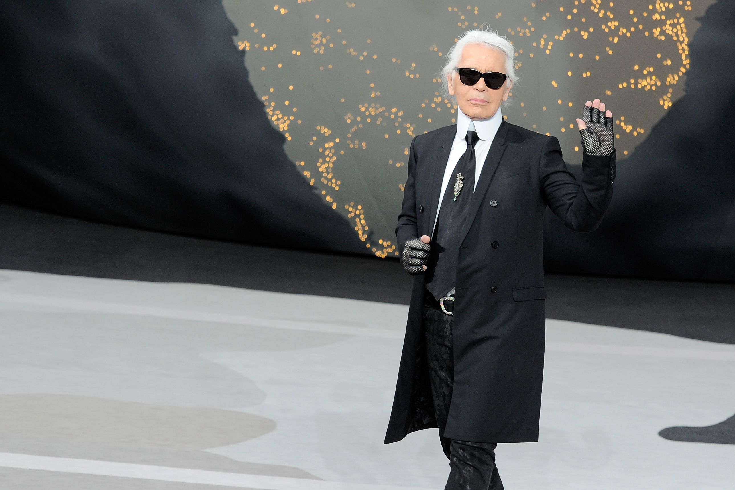 Fashion Designer ‘Karl Lagerfeld’: ‘A genius and always kind’ — Victoria Beckham and others pay tribute