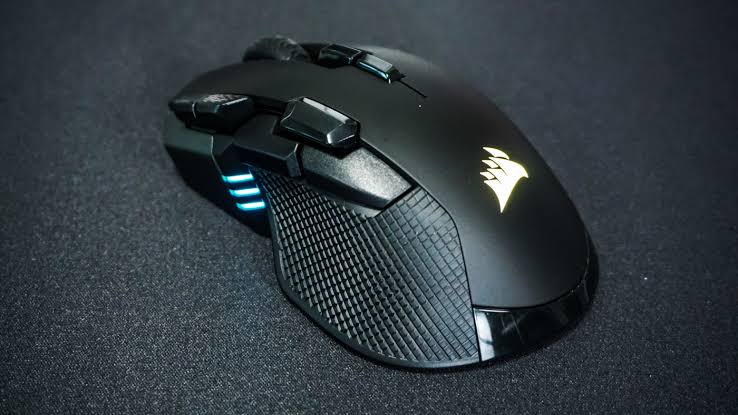 Agile Corsair Gaming Mouse With An 18,000 DPI