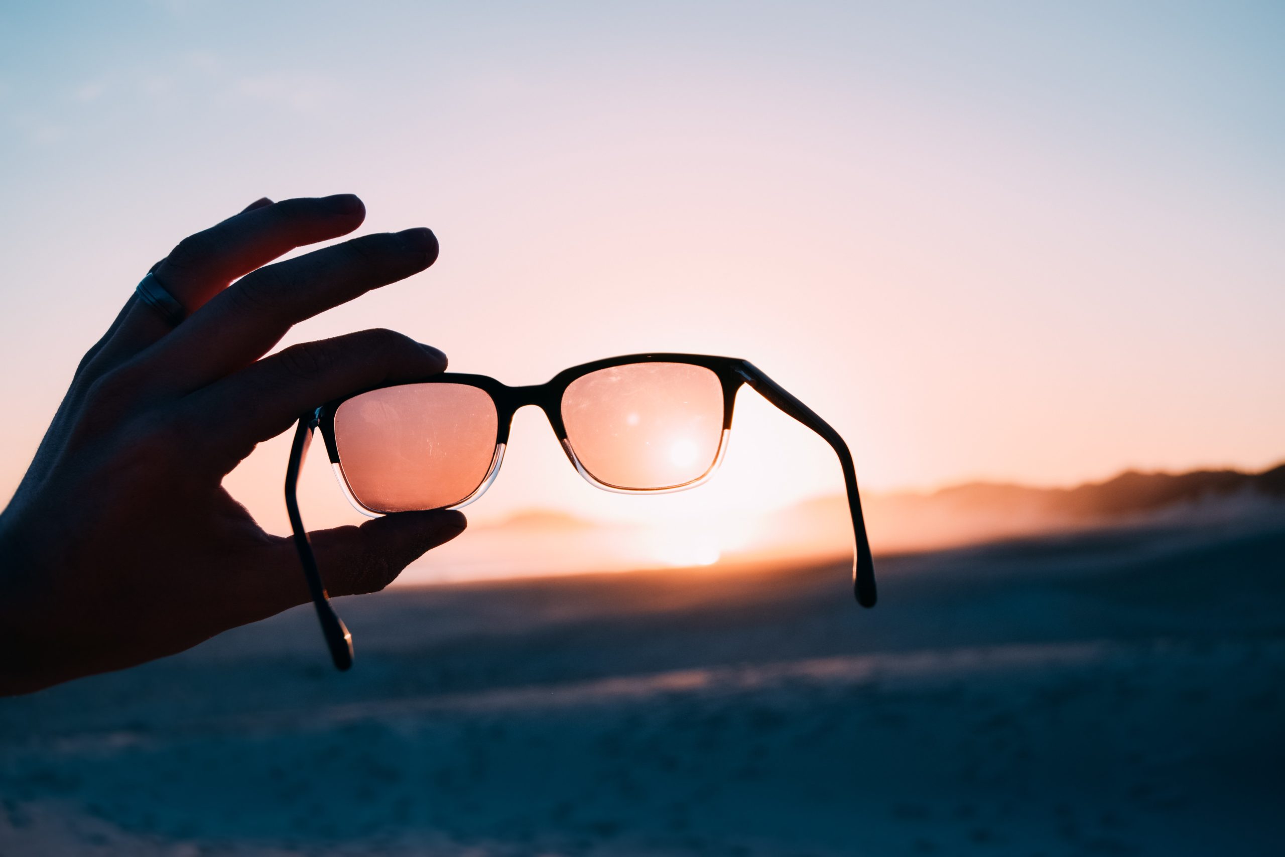 Distinguish Polarized Sunglasses from True or False in 1 Second