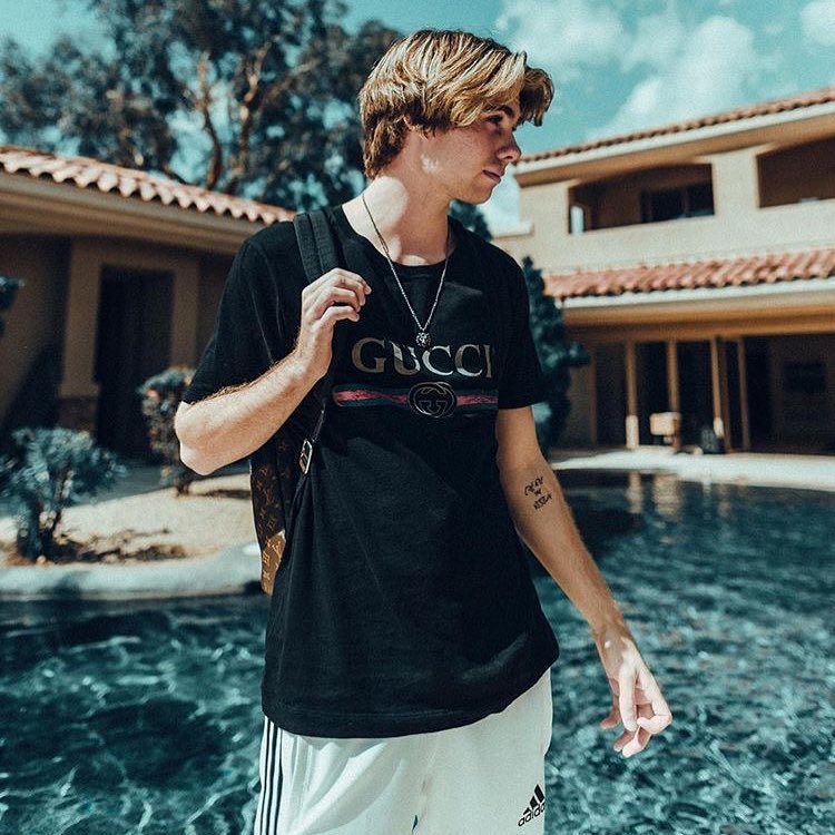 Kody White young entrepreneur under 25 making waves in the business world with his Youtube Expertise.