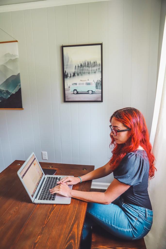 Making a Full Time Entrepreneur as a Freelancer – Alexandra Fasulo