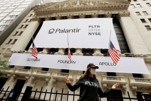 Palantir shares hop 30% in financial exchange first apperance