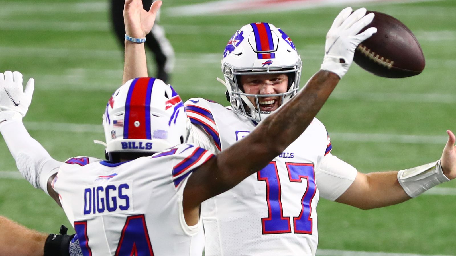 Josh Allen, Stefon Diggs take Buffalo Bills to 38-9 win over New England Patriots in Monday Night Football