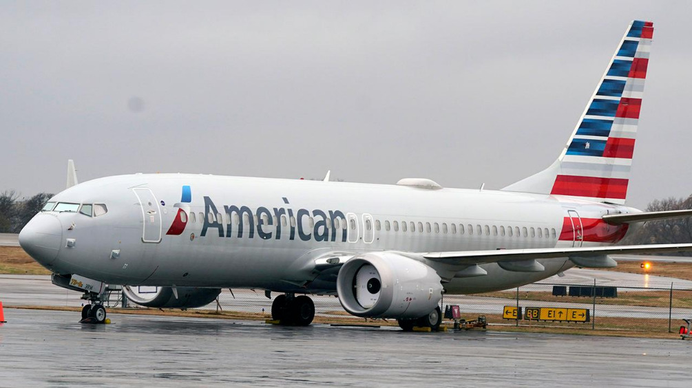 American Airlines and Boeing, 737 MAX and 787 agrees to delay the purchase and delivery