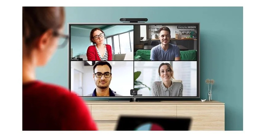Facebook adds Zoom and GoToMeeting support to its Portal TV