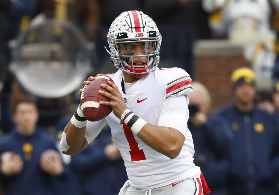 Chicago Bears trade up, to select QB Justin Fields with No. 11 pick in 2021 NFL draft