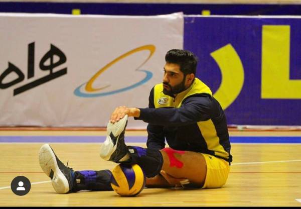 Enthralling all with his gameplay as an astute and passionate Iranian volleyball player is Reza Safaei