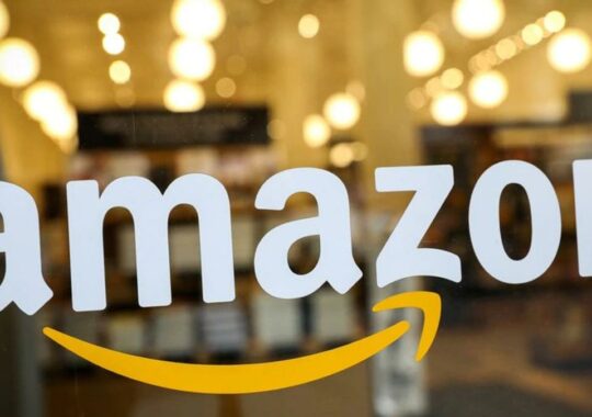 Amazon will spend $100 million advertising on Twitter again