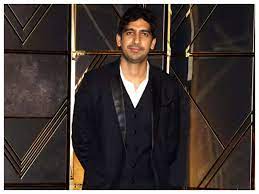 With Karan Johar’s permission, Ayan Mukerji will helm War 2