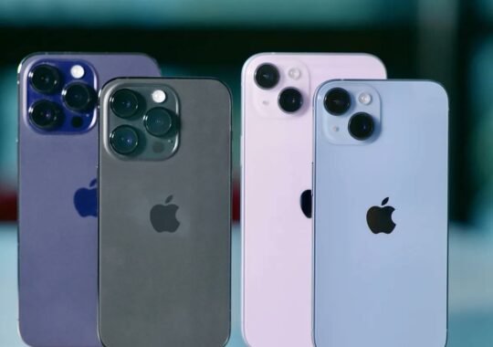 Apple Industry Experts Rank The Best IPhones.