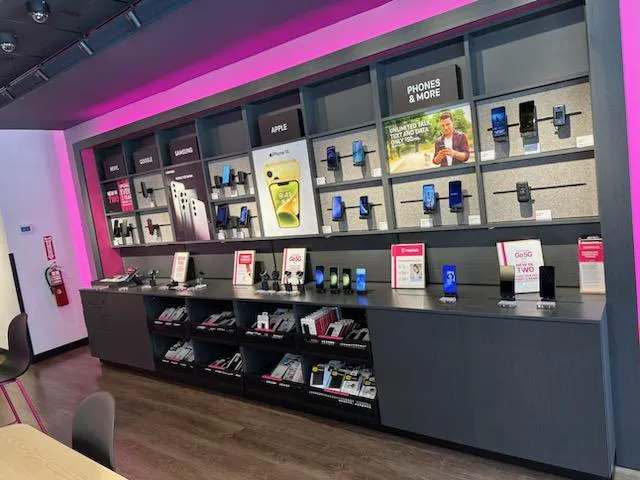T-Mobile Debuts A New Facility In Madison