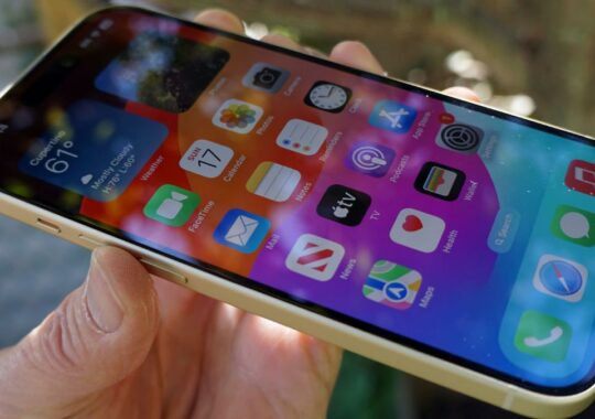 The iPhone 16 will have the same outdated 60 Hz display