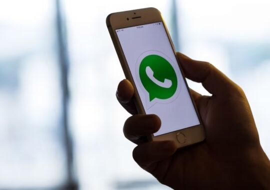 WhatsApp Introduces Video Playback Enhancement And New Alternate Profile Picture Feature