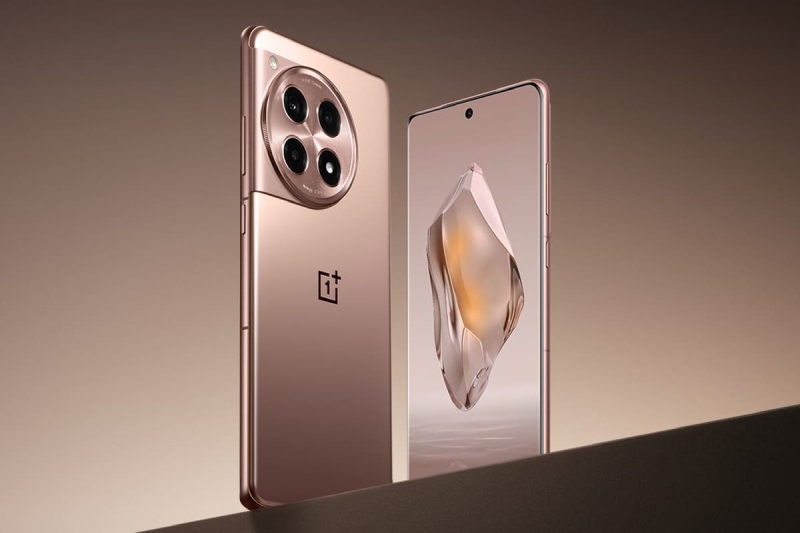 CONFIRMATION OF ONEPLUS ACE 3 WITH A BRIGHT LTPO OLED DISPLAY