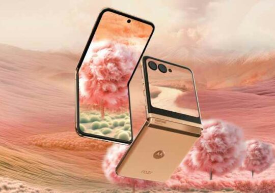 Motorola Unveils the Razr 40 Ultra and Edge 40 Neo in Peach Fuzz, the Pantone 2024 Color of the Year