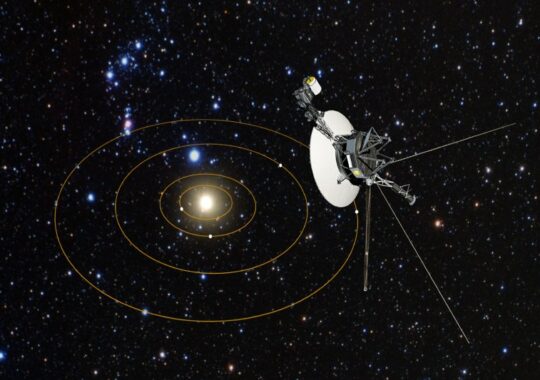 Voyager 1 cuts off contact with Earth