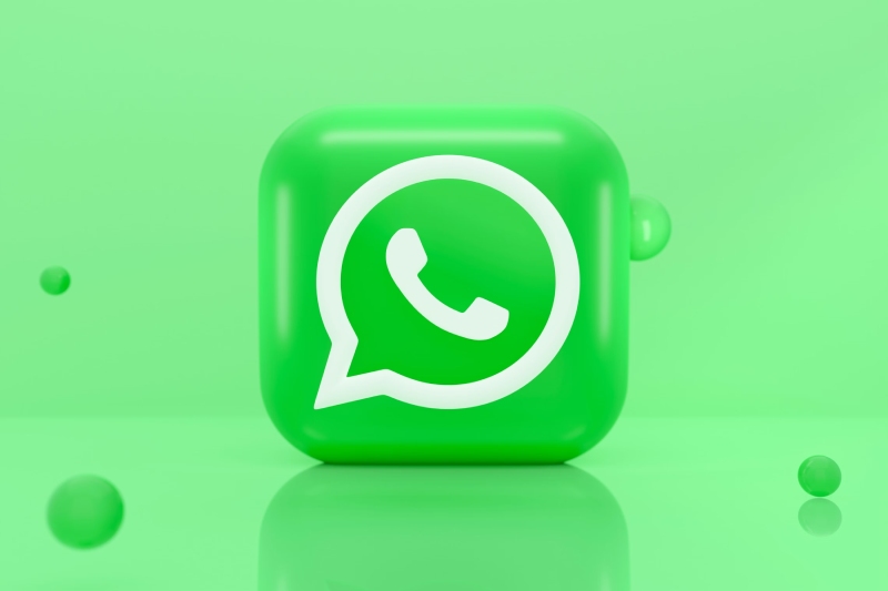 WhatsApp begins to try exchanging status updates over the web interface