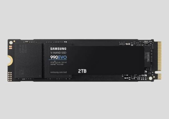 Samsung introduces the enhanced performance and power efficiency 990 EVO SSD
