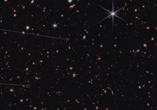 Webb demonstrates how many early galaxies resembled surfboards and pool noodles