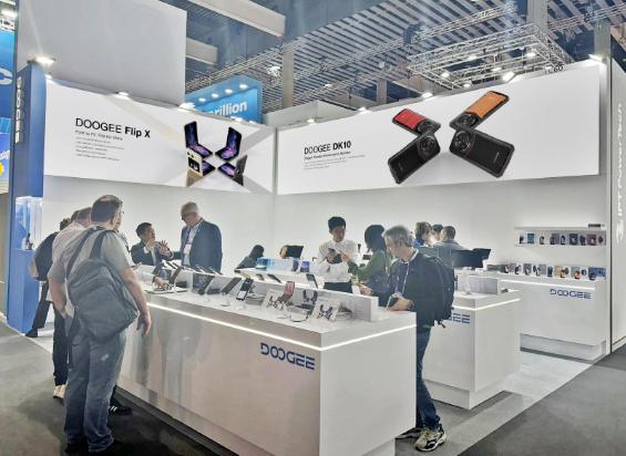 MWC 2024, Doogee Unveils T30 Max Tablet, X Series Foldables, and Flagship DK Series