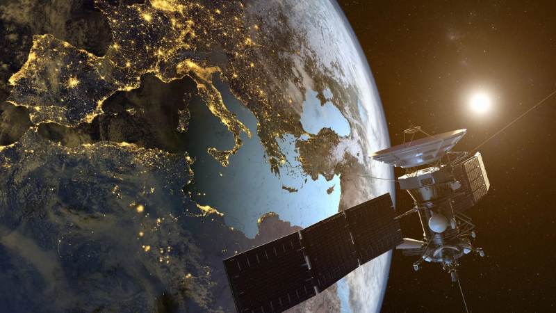 Yahsat of the UAE will First Provide Voice Satellite Connectivity for Smartphones