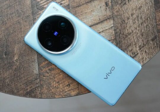 Google Play Console Listing Features the Vivo X100s Pro