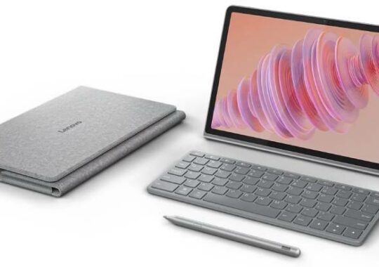 Lenovo Tab Plus Unveiled with Eight JBL Speakers: Specs and Features