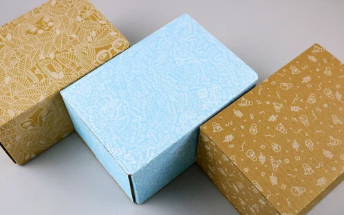 Custom-Printed Packaging For Cosmetics: Boosting Brand Identity And Consumer Experience