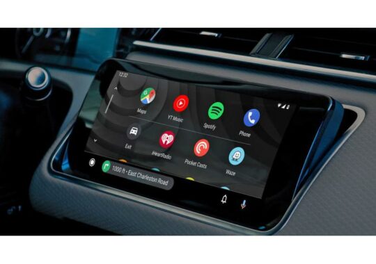 Android Auto 14.0, Gemini may soon take the place of Google Assistant