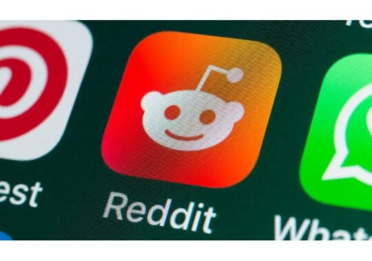 Google Says Gemini AI Powers Reddit Answers